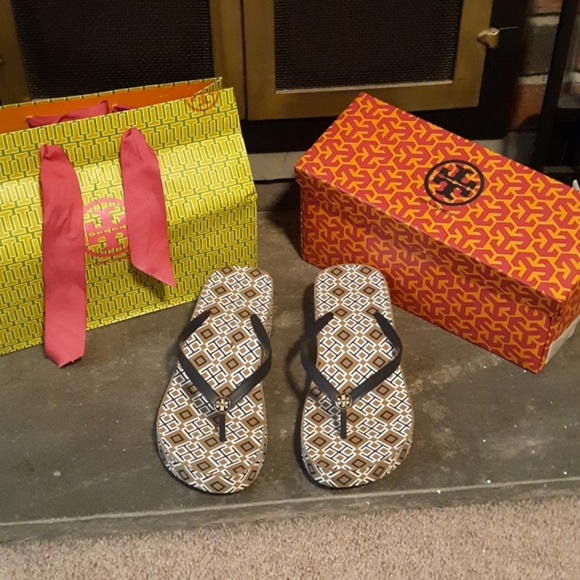 Flip flops - Picture 2 of 2